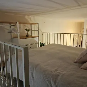 https://cris-home-scardicchio-maisons.barihotels.org